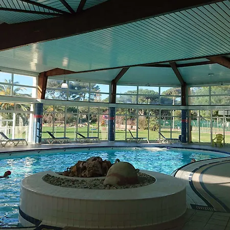 Club Le Plein Sud Bleues Otel